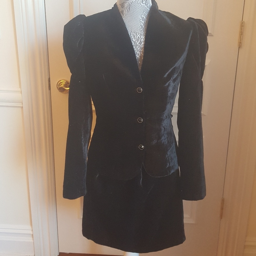 Nwt Retro Styled Tatyana 2pc Velvet Skirt Set
